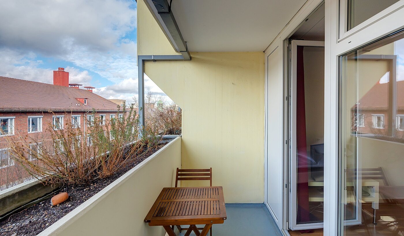 多层公寓 与 1 房间 | München-Isarvorstadt | 2110ML3 | Sonniger Balkon
