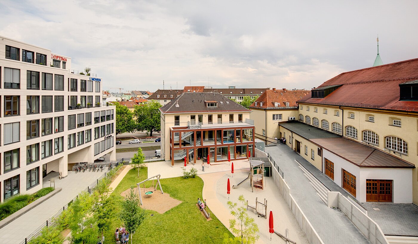 多层公寓 与 2 房间 | München-Maxvorstadt | 70023 | Aussicht vom Schlafzimmer