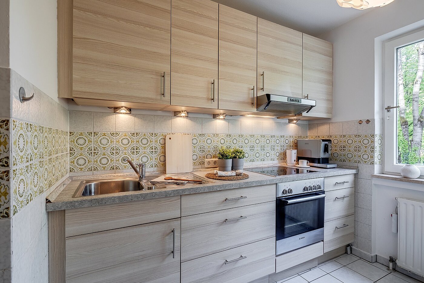 多层公寓 与 2 房间 | München-Perlach | 1904ML5 | Küche mit Fenster