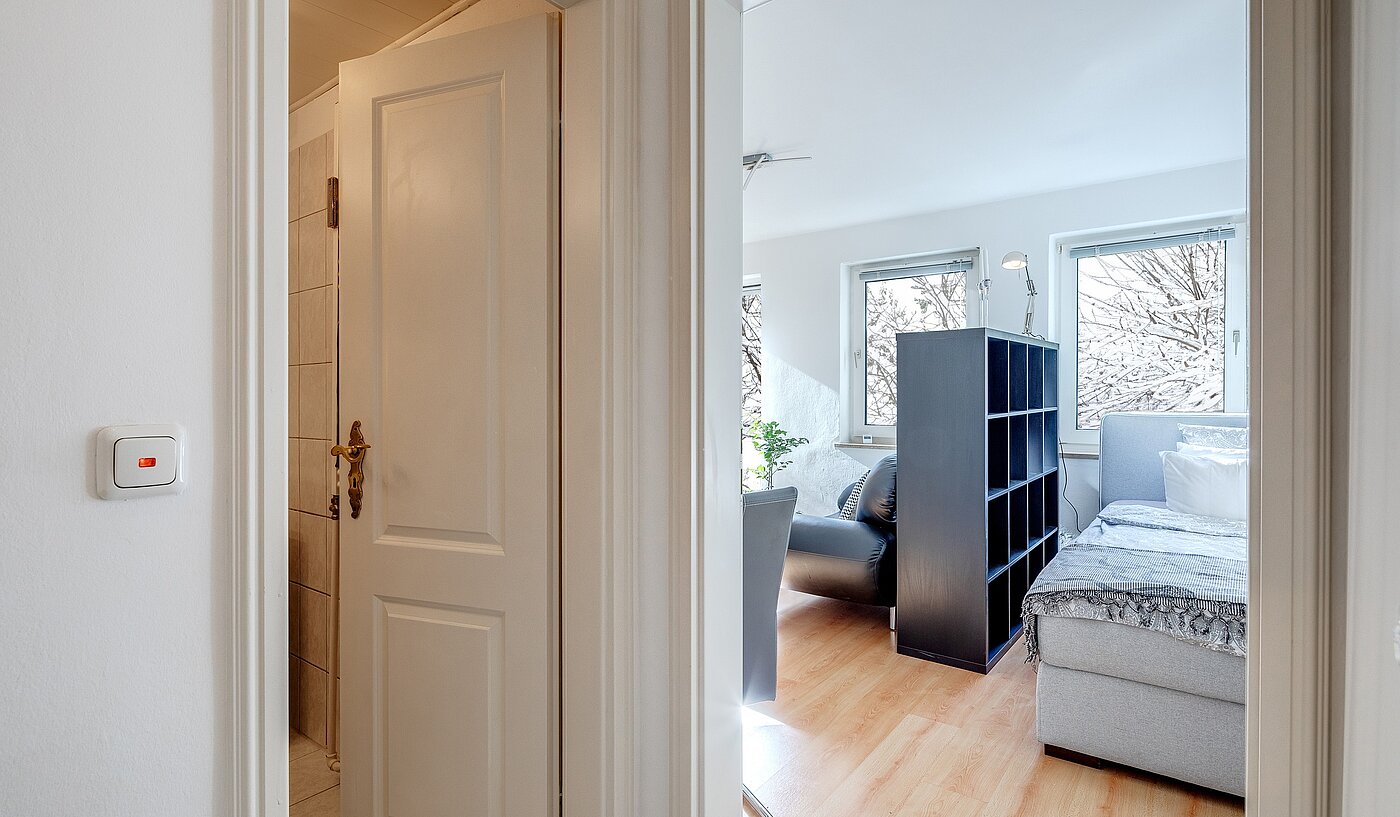 多层公寓 与 1 房间 | München | 70073 | Diele mit Zugang...