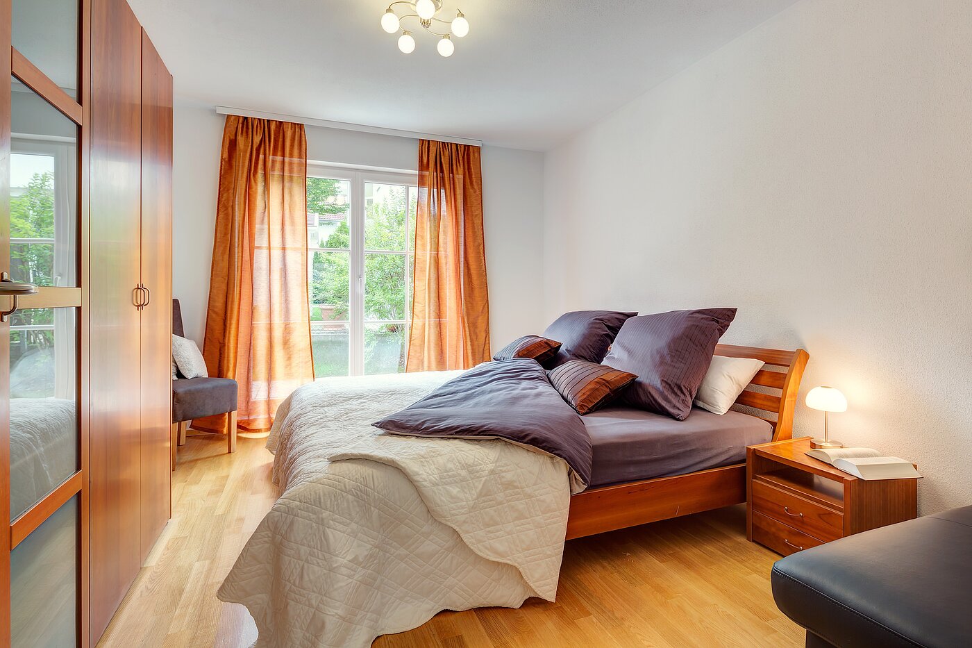 多层公寓 与 4 房间 | München-Forstenried | 2209ML6 | Schlafzimmer...