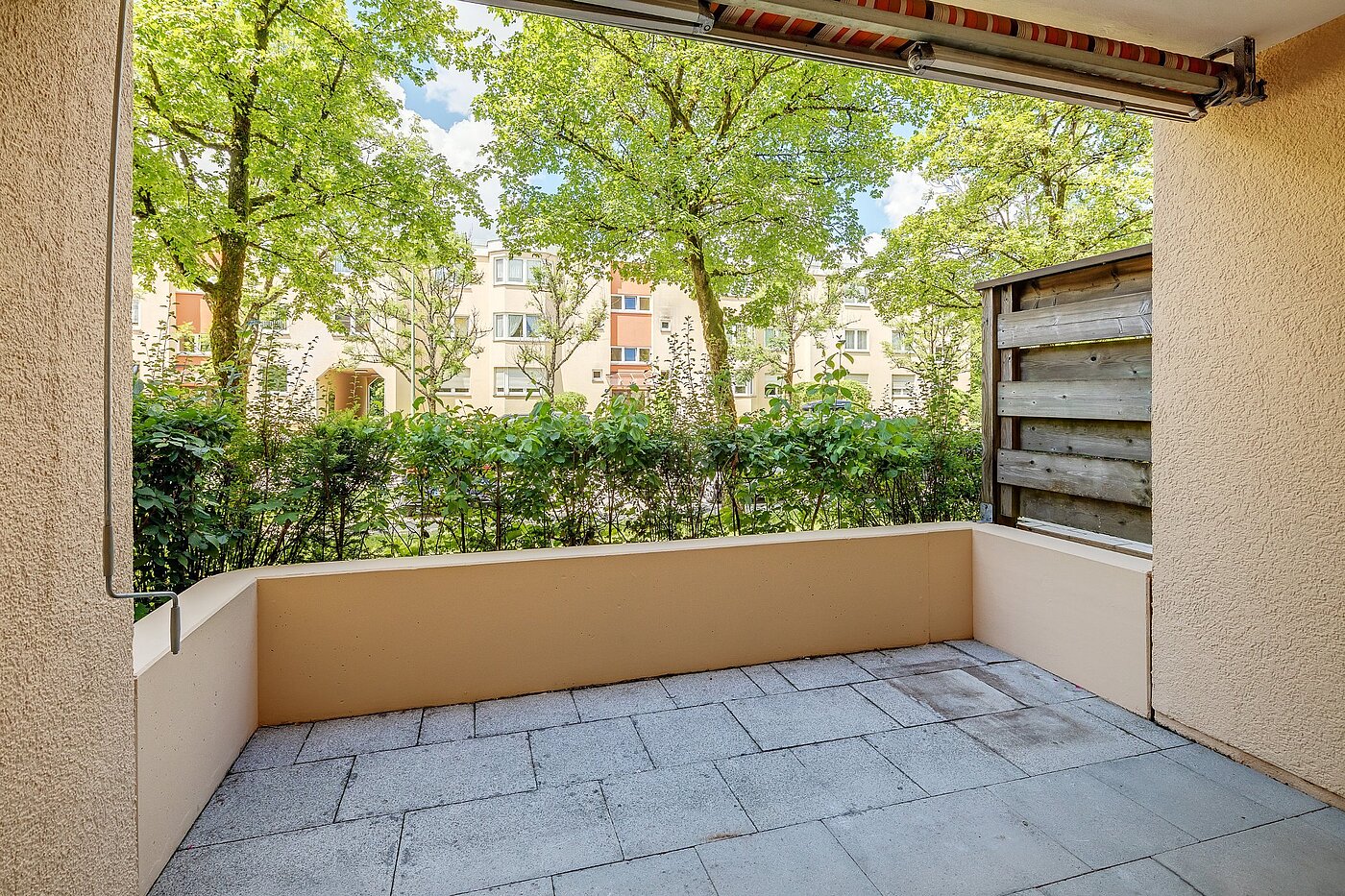 一楼公寓 与 4.5 房间 | München-Perlach | 2003ML6 | ...mit Zugang zur Westterrasse