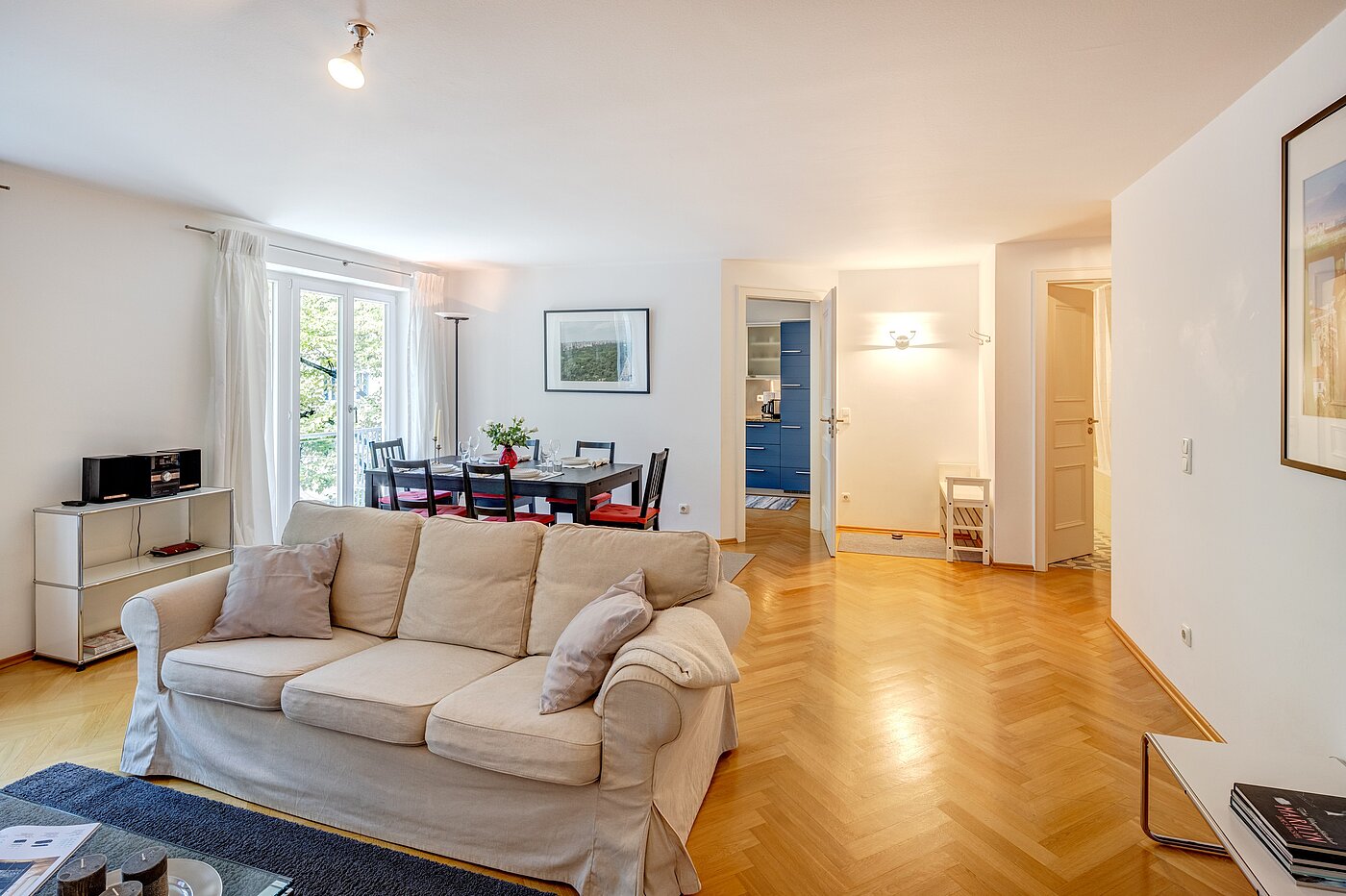 多层公寓 与 3 房间 | München-Schwabing | 2212ML1 | ...schönem Parkett und...