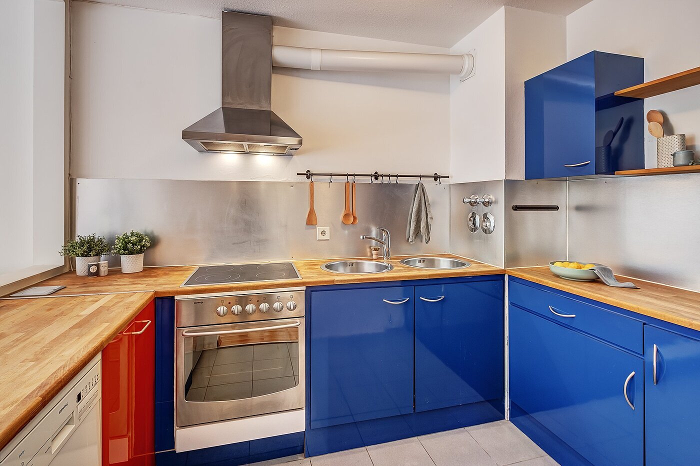 多层公寓 与 2 房间 | München-Schwabing | 2109ML3 | Küche mit...