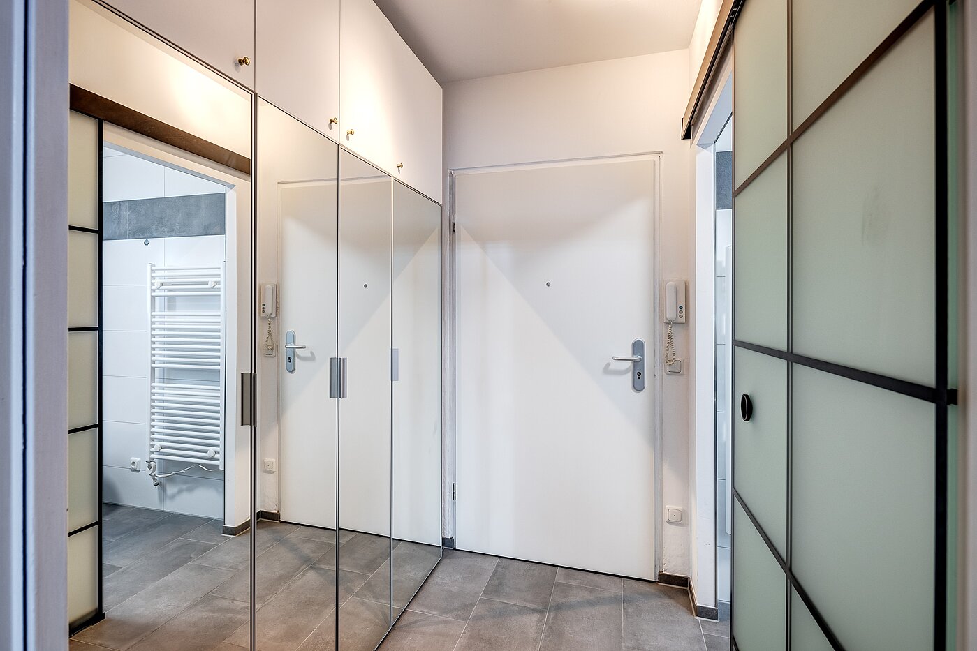 公寓 与 1 房间 | München-Milbertshofen | 70183 | Einbauschrank im Flur