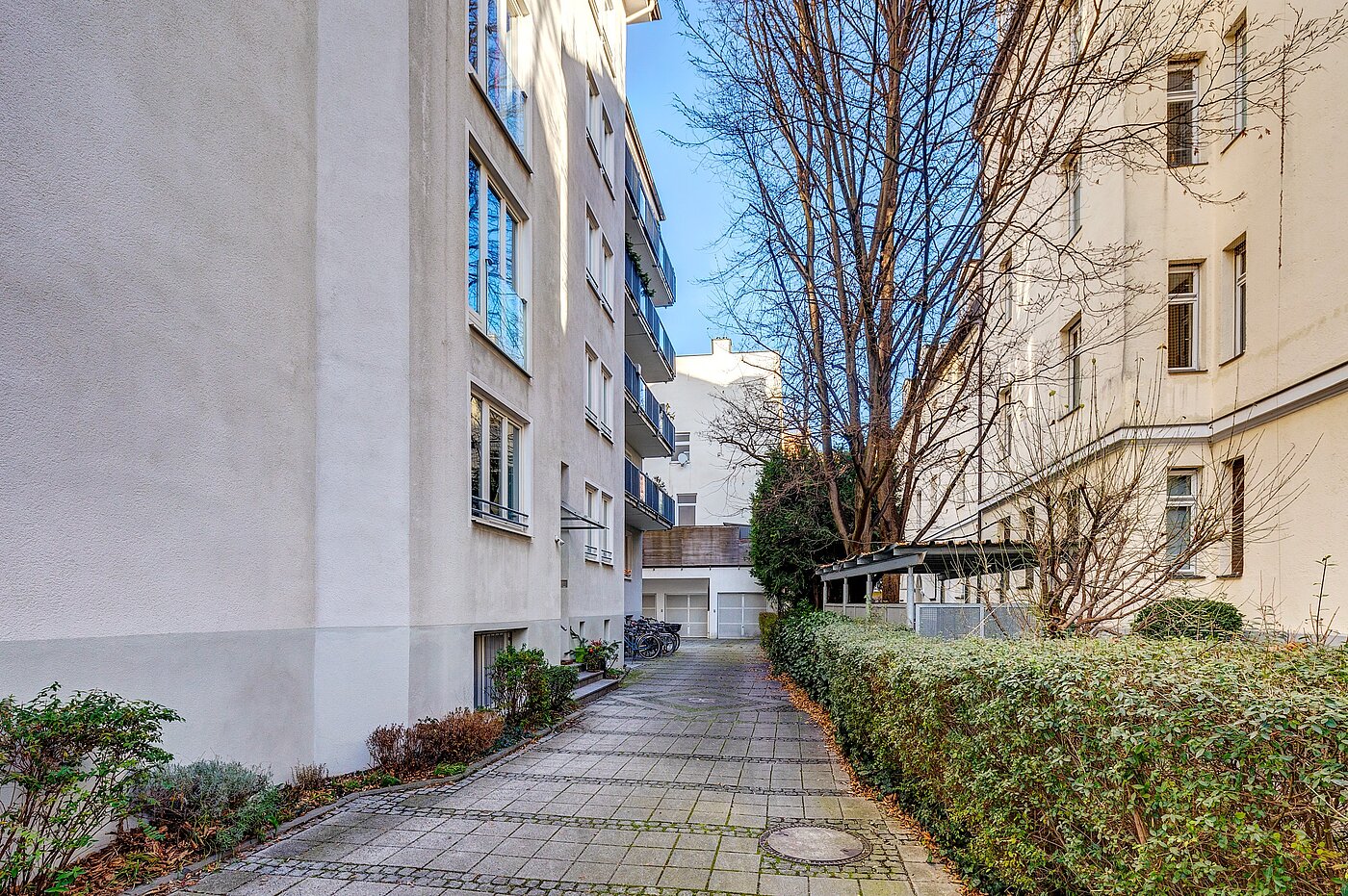 多层公寓 与 3 房间 | München-Schwabing | 2212ML1 | Zugang zum Haus
