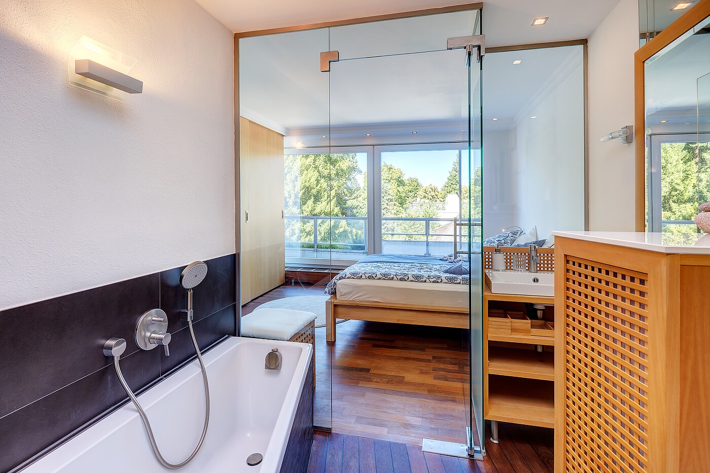 顶层公寓 与 2.5 房间 | München-Harlaching | 702581 | ...