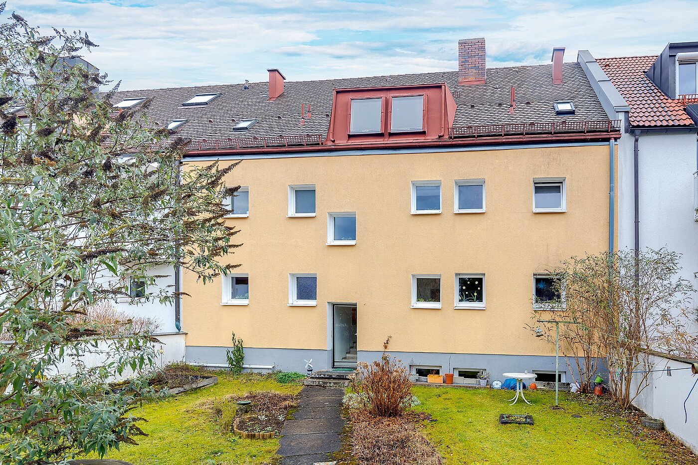 多层公寓 与 1 房间 | München-Bogenhausen | 2012ML2 | Rückseite des Hauses