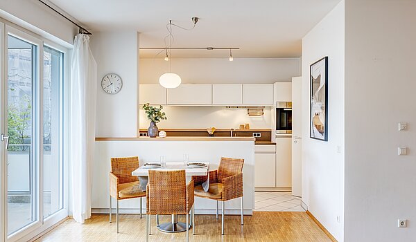 多层公寓 与 3 房间 | München-Neuhausen | 70489 | ...Essen
