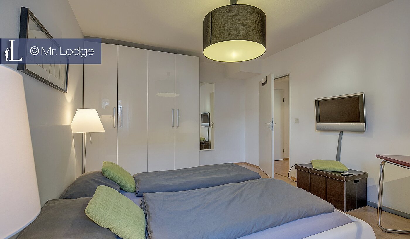 多层公寓 与 2 房间 | München-Lehel | 1605ML6 | Schlafzimmerschrank