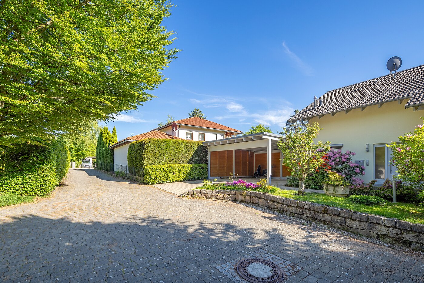 独栋住宅 与 5 房间 | Icking | 70438 | Zufahrtsstraße