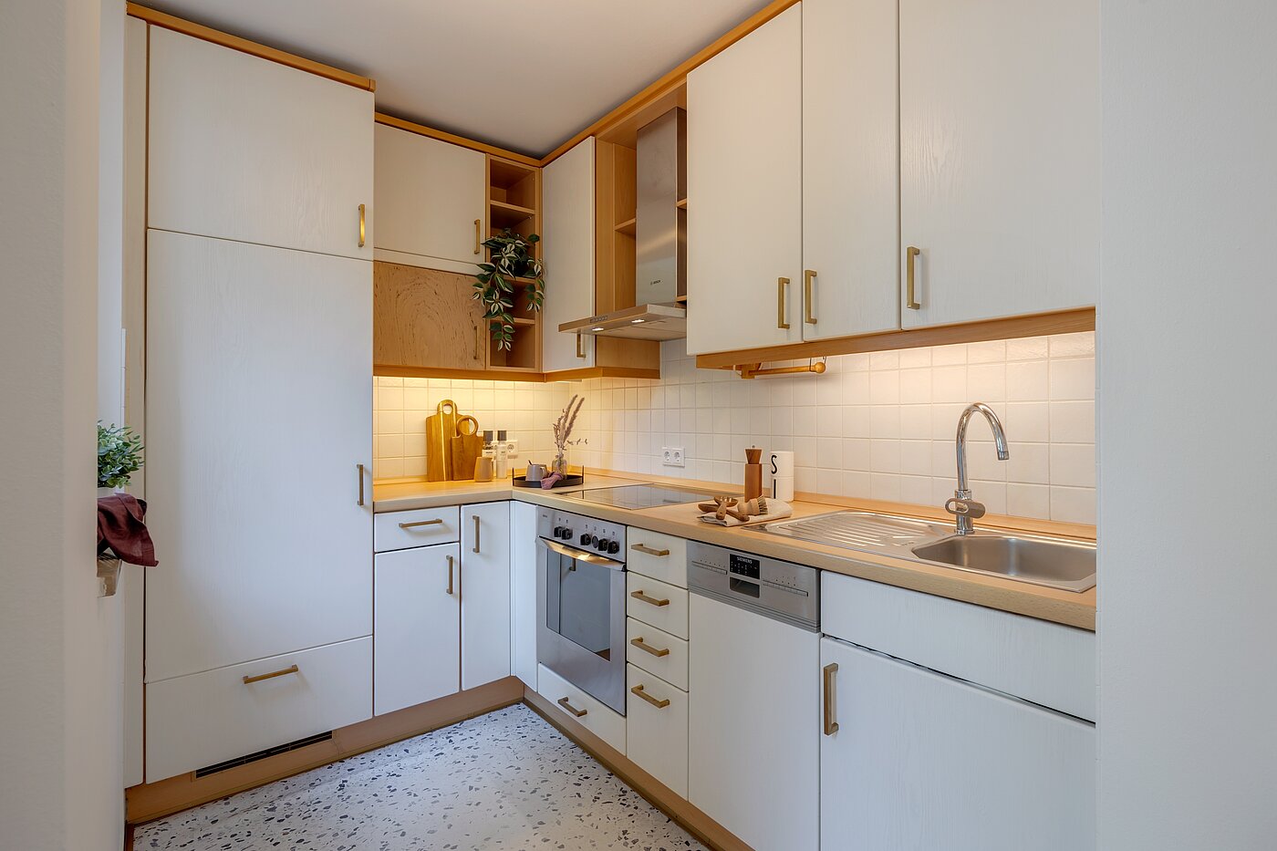 一楼公寓 与 2 房间 | München-Laim | 70464 | ...und offenen Küche