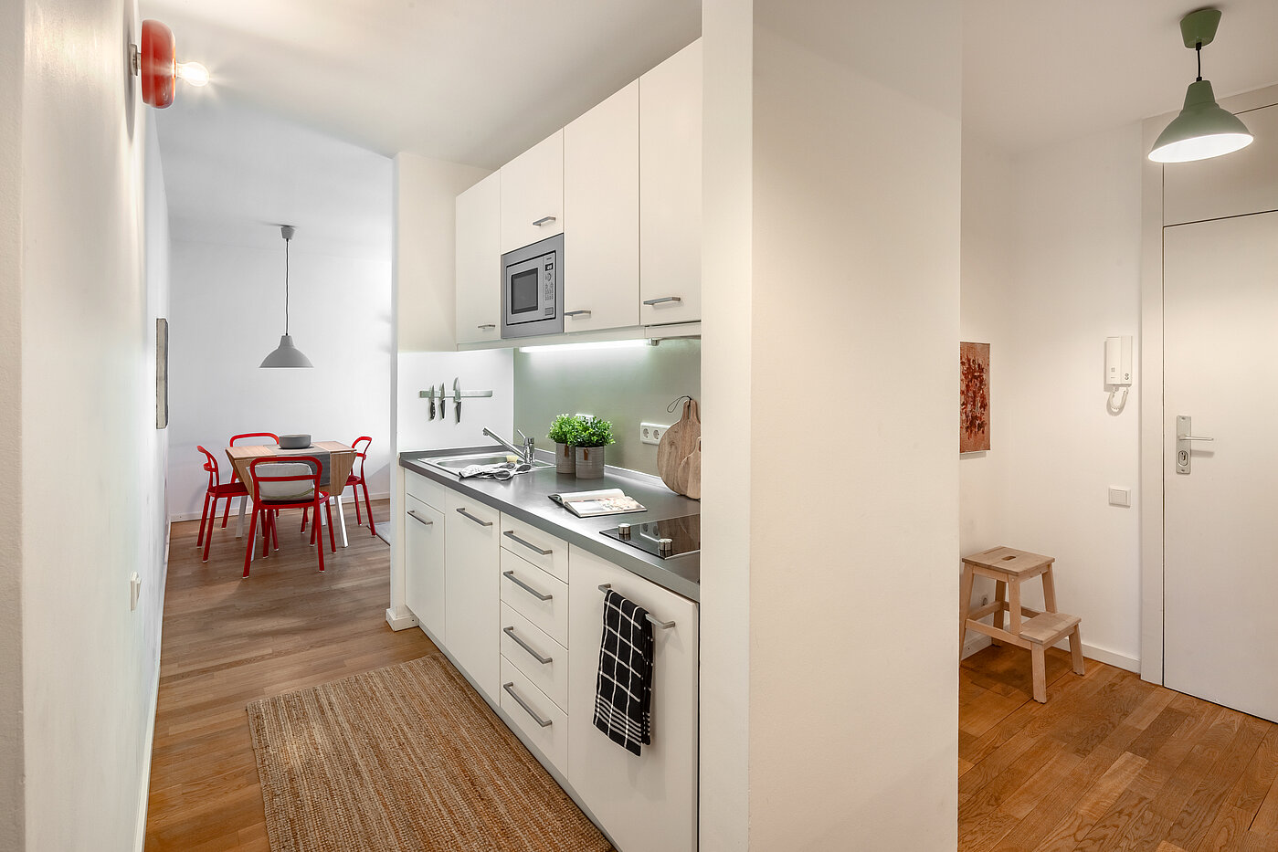 多层公寓 与 2 房间 | München-Solln | 70418 | Moderne Einbauküche...