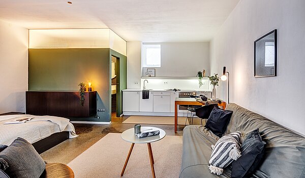 阁楼公寓 与 1 房间 | München-Isarvorstadt | 2211ML7 | ...Essen