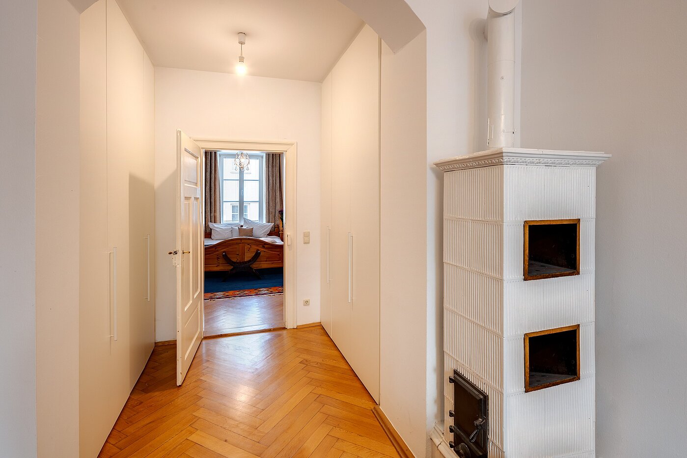 多层公寓 与 5 房间 | München-Altstadt | 700121 | Original Kachelofen