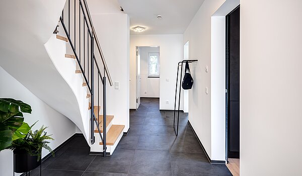 复式公寓 与 4 房间 | München-Obermenzing | 701553 | Flur