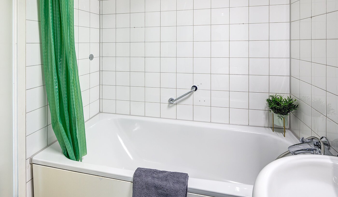 多层公寓 与 2 房间 | München-Sendling-Westpark | 2010ML9 | ...mit Duschwanne