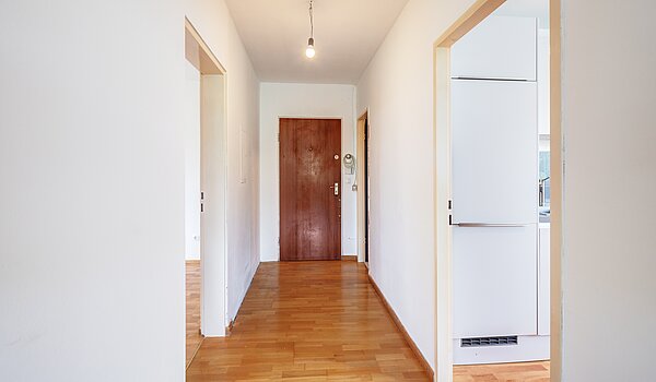 多层公寓 与 2 房间 | München-Hadern | 70410 | Flur Blickrichtung Eingang