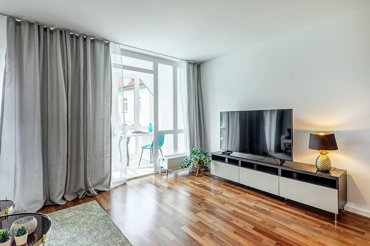 多层公寓 与 2 房间 | München-Schwabing | 70434 | ...Wintergarten als...