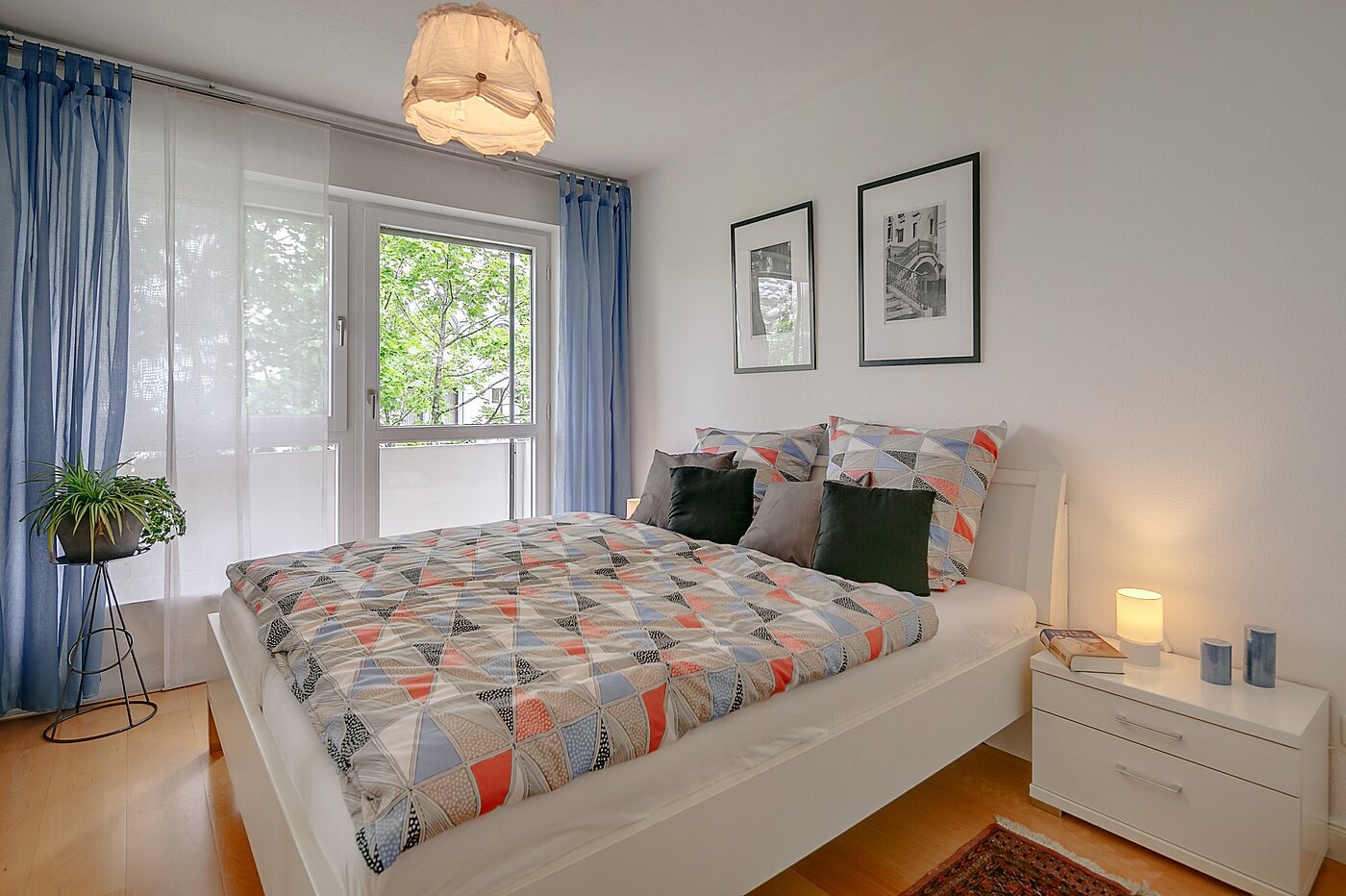 多层公寓 与 2 房间 | München-Allach | 1903ML6 | Schlafzimmer mit..