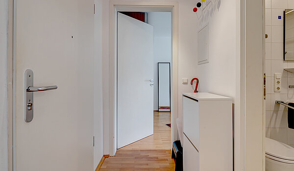 多层公寓 与 2 房间 | München-Neuhausen | 70440 | Diele