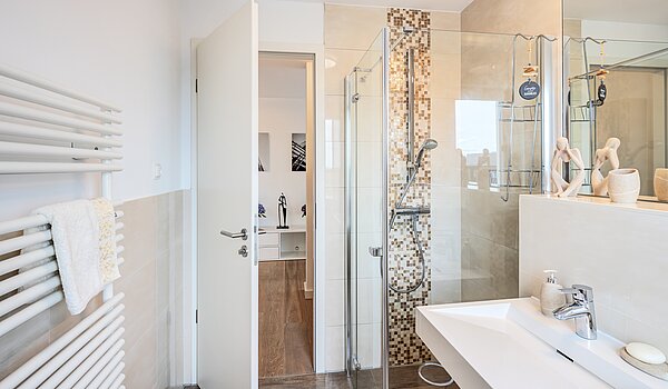 顶层公寓 与 3 房间 | München-Riem | 70468 | ...Duschbad