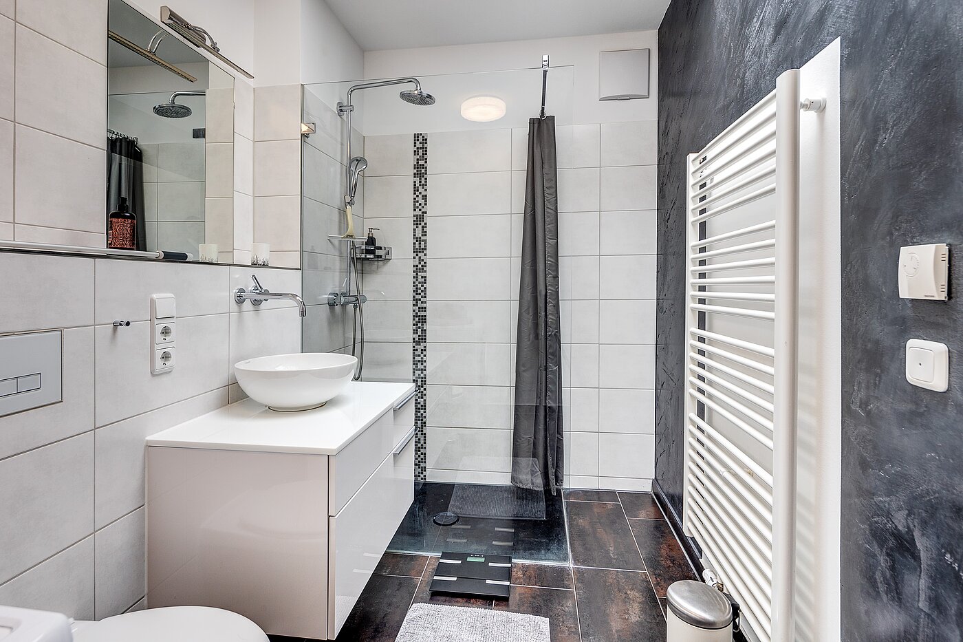 阁楼公寓 与 3 房间 | München-Riem | 701701 | ...bodengleicher Dusche
