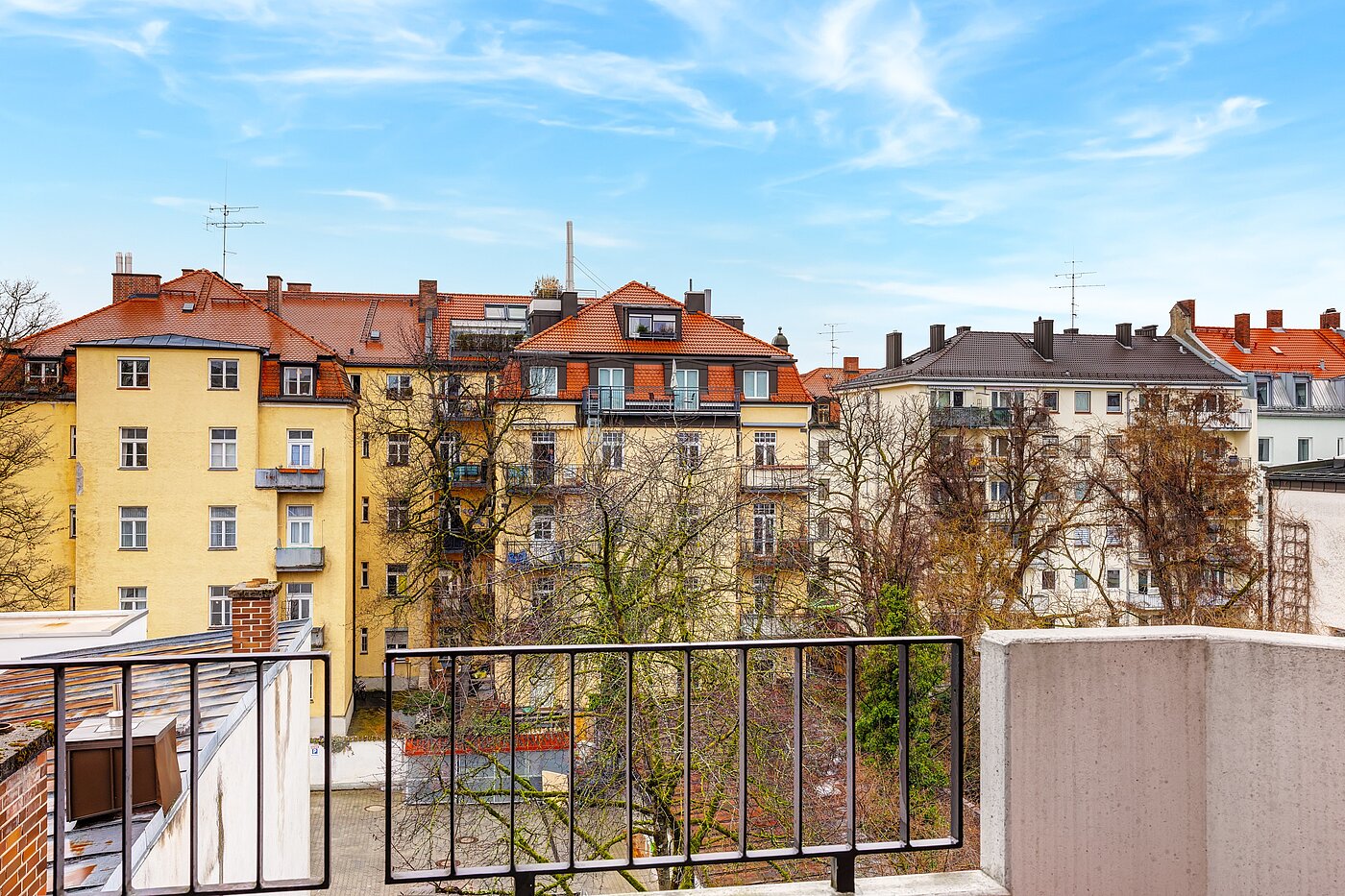 多层公寓 与 2 房间 | 70206 | Balkon mit Aussicht