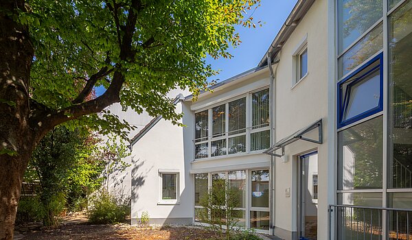 一楼公寓 与 2 房间 | München-Laim | 70464 | ...Rückgebäude