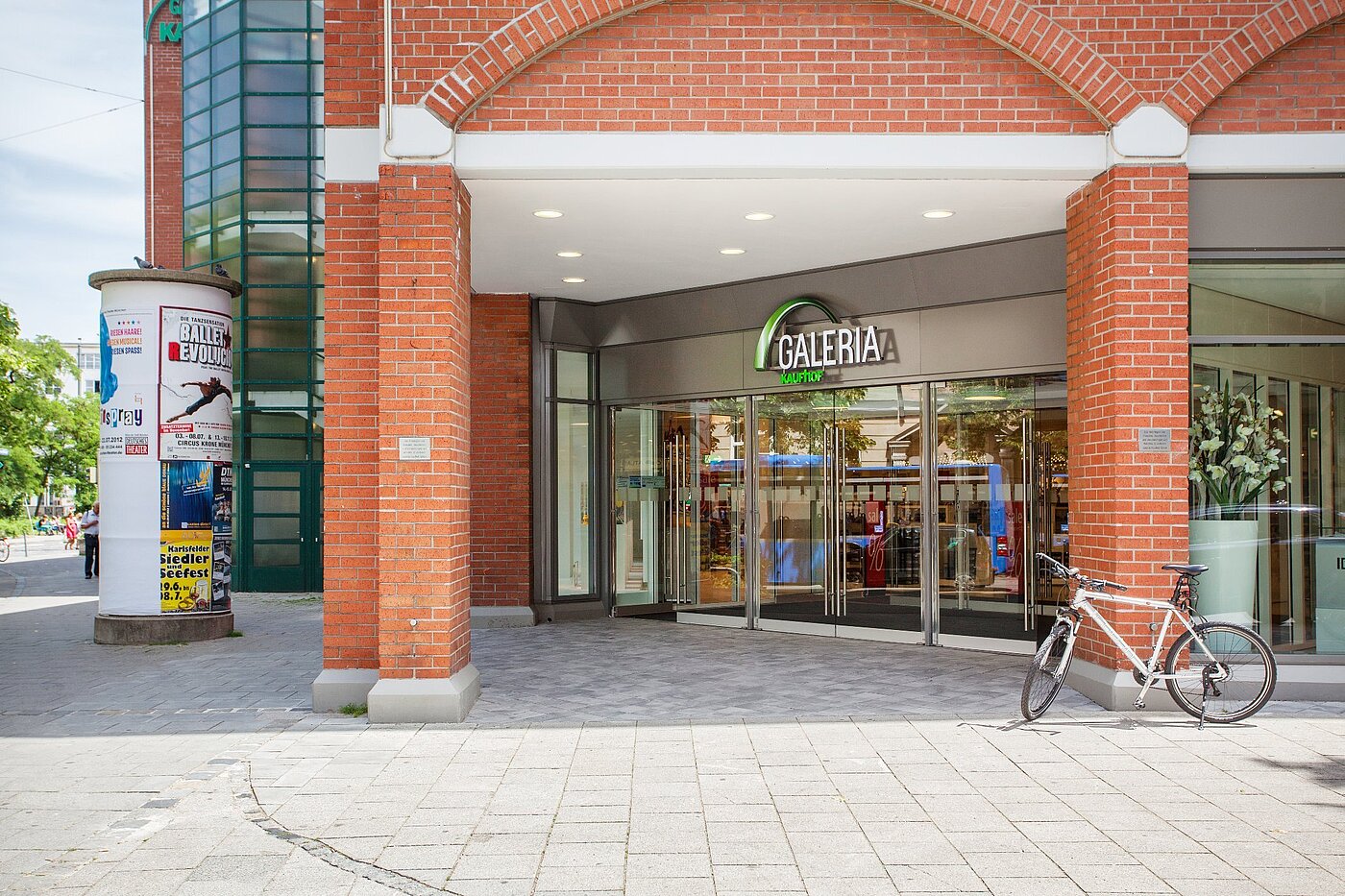 多层公寓 与 2 房间 | München-Neuhausen | 2012ML5 | Einkaufsmöglichkeiten ganz nah