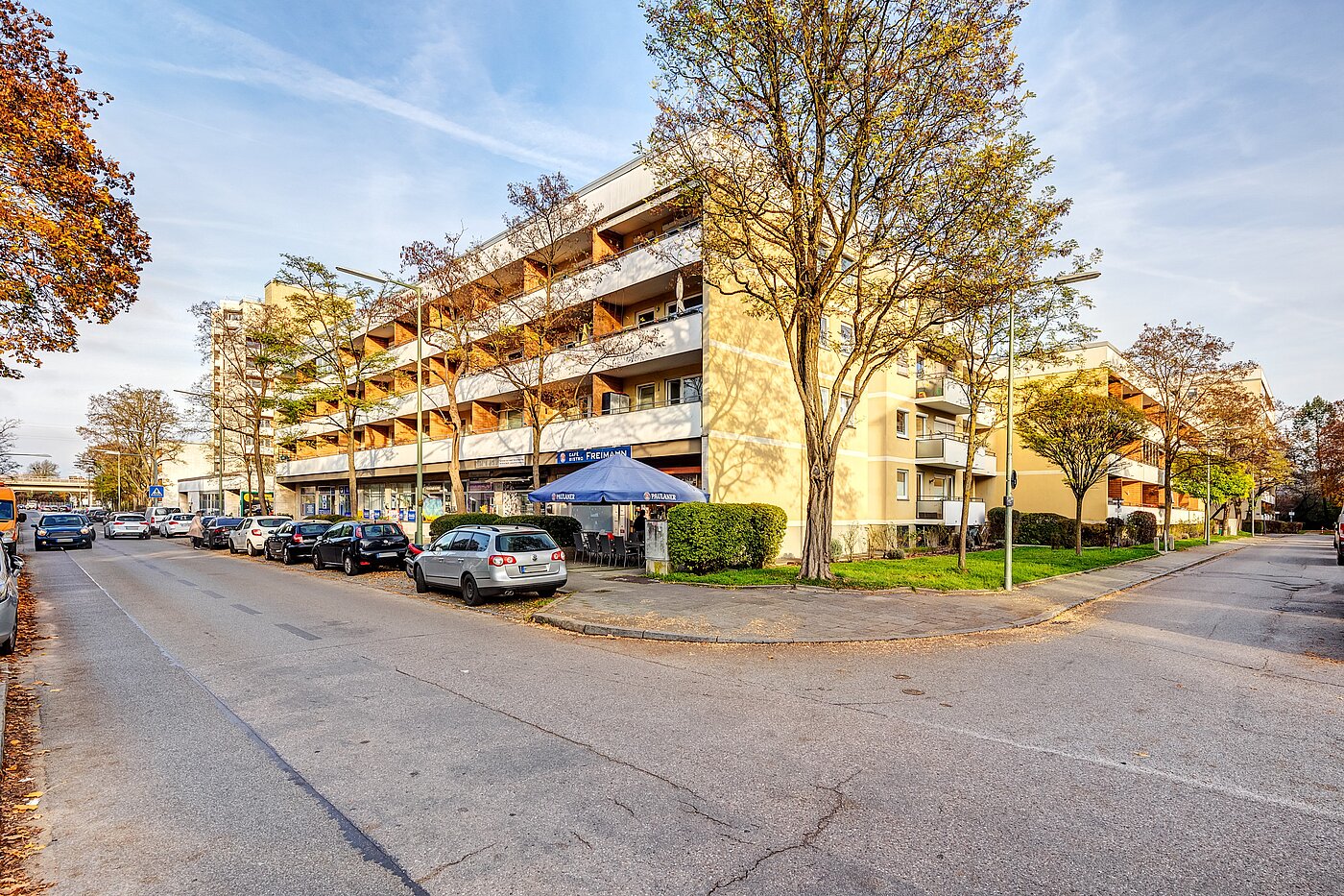 多层公寓 与 2 房间 | München-Freimann | 70158 | Ansicht von der Straße