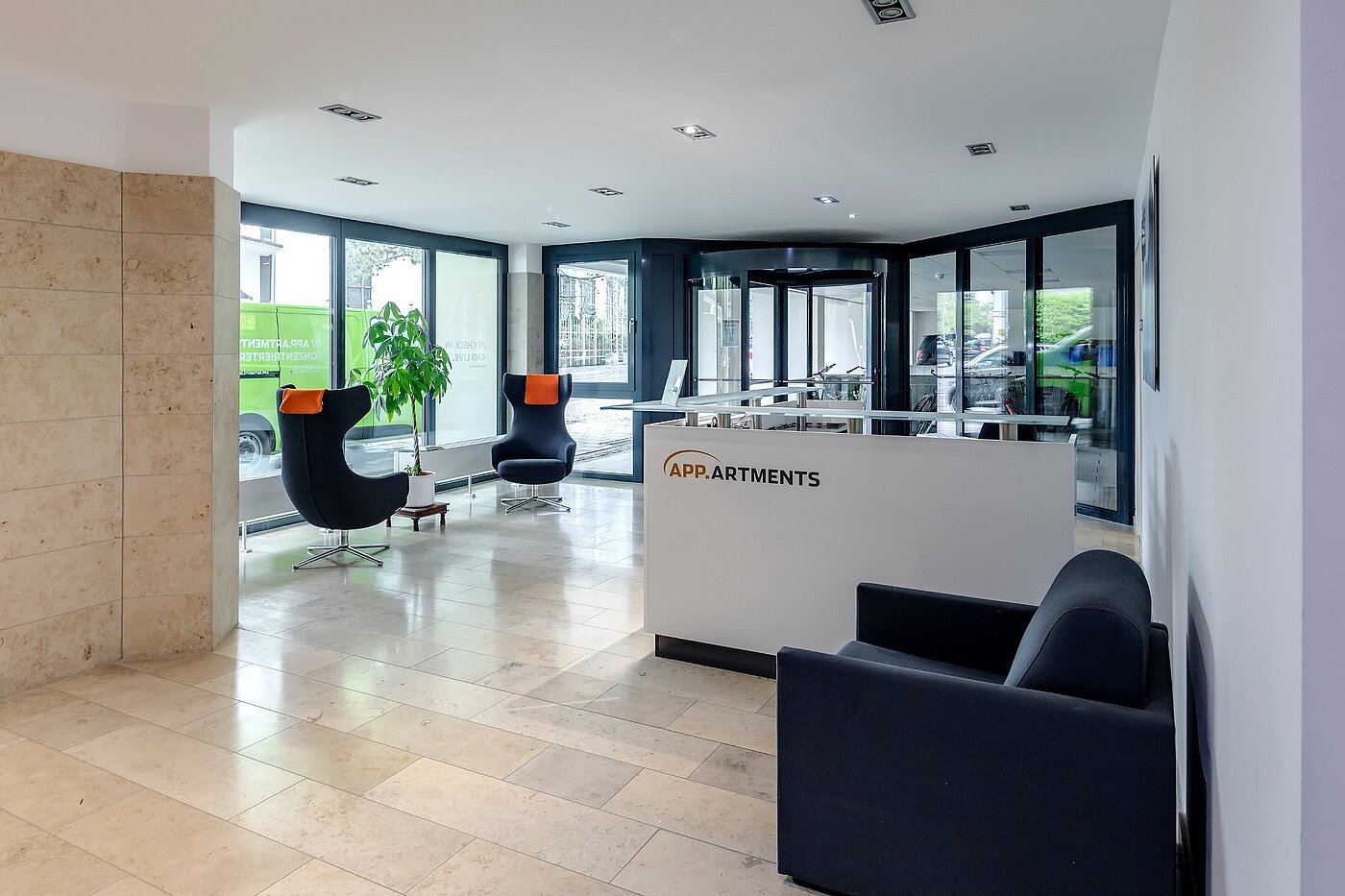 多层公寓 与 1 房间 | München-Bogenhausen | 1807ML5 | Empfangsbereich mit Concierge
