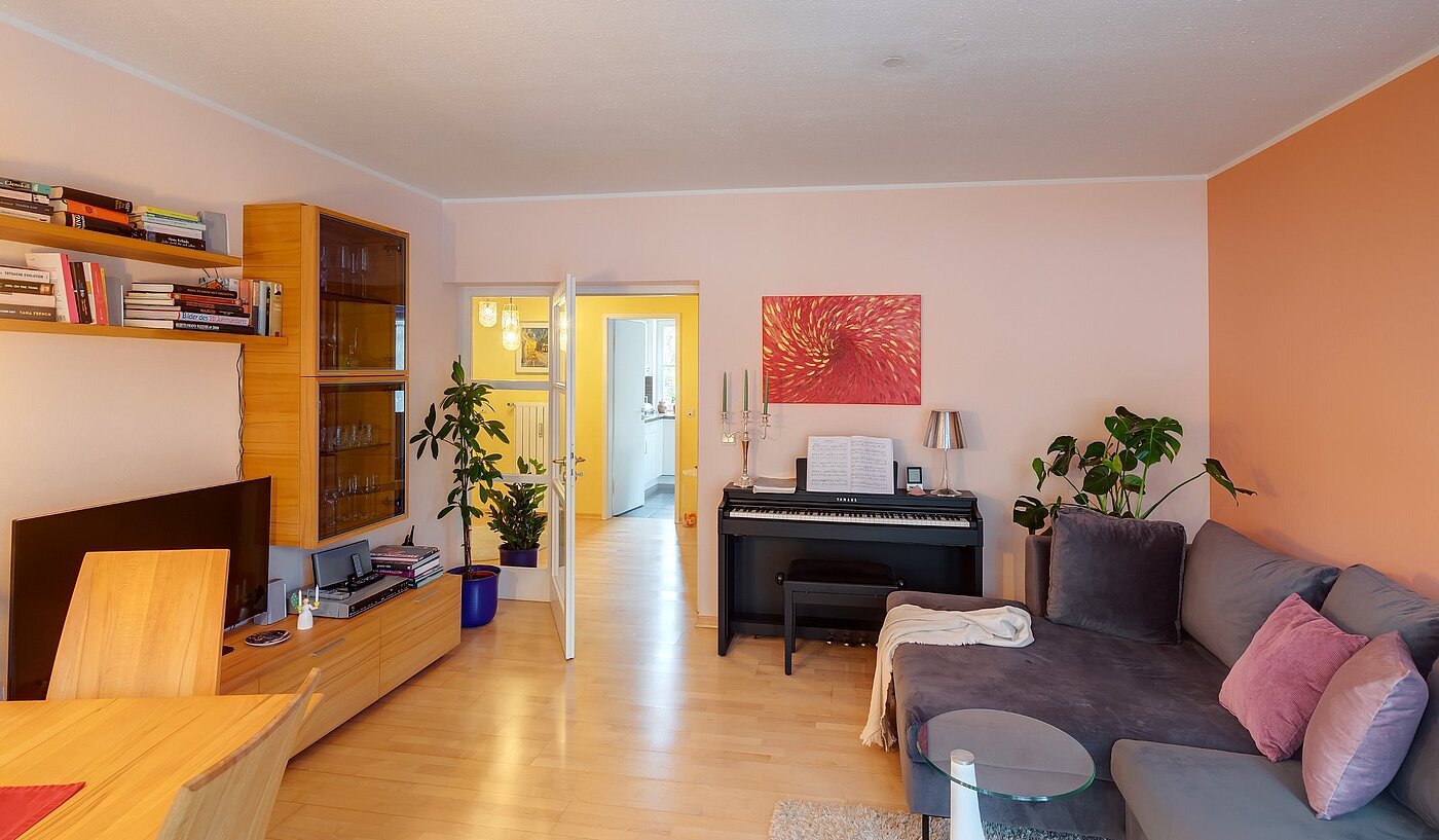 多层公寓 与 3 房间 | München-Harlaching | 2103ML3 | Großzügiges Wohnzimmer...