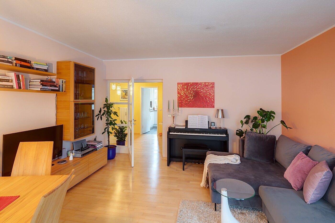 多层公寓 与 3 房间 | München-Harlaching | 2103ML3 | Großzügiges Wohnzimmer...
