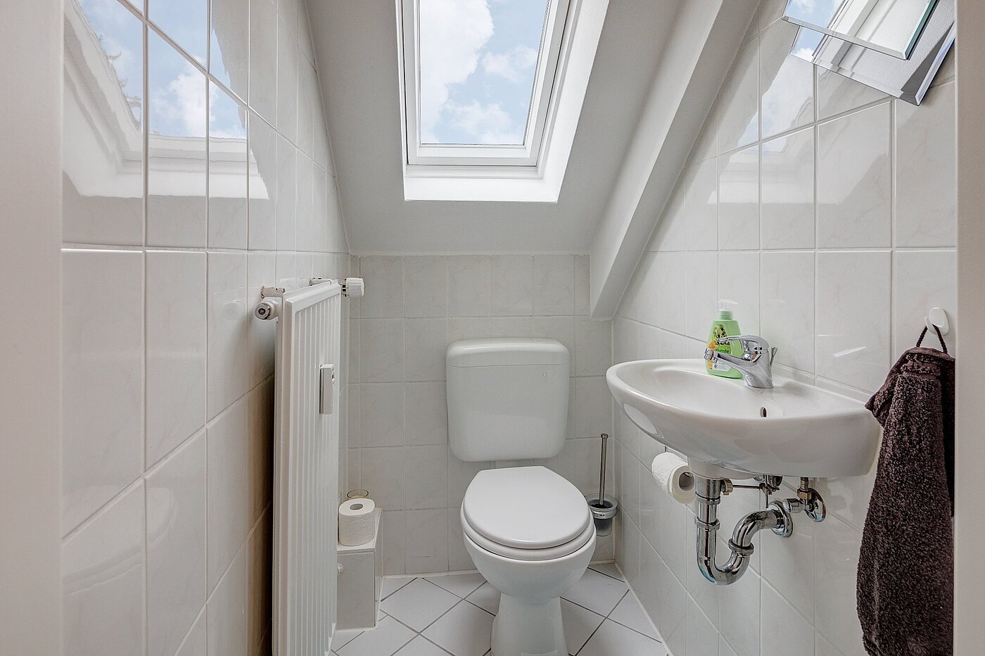 阁楼公寓 与 3 房间 | München-Hasenbergl | 1803ML5 | Separate Toilette