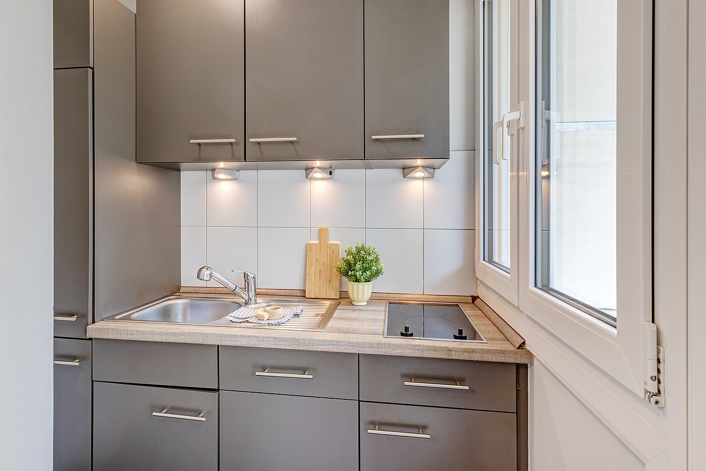 多层公寓 与 1 房间 | München-Ramersdorf | 70416 | ...mit Fenster