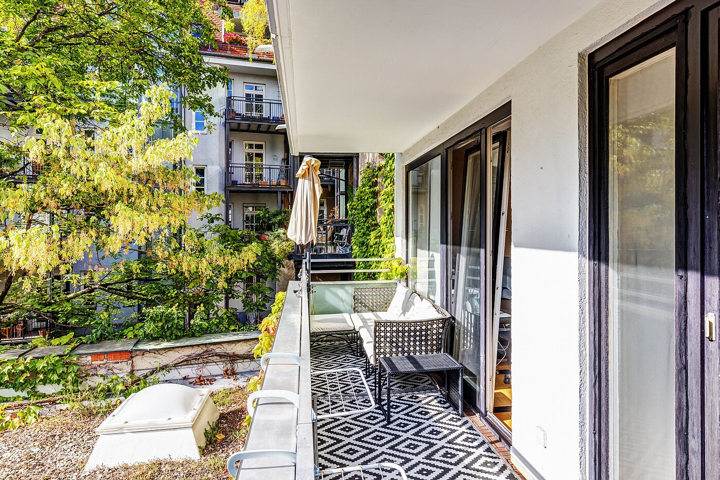 多层公寓 与 2 房间 | München-Maxvorstadt | 70497 | Balkon