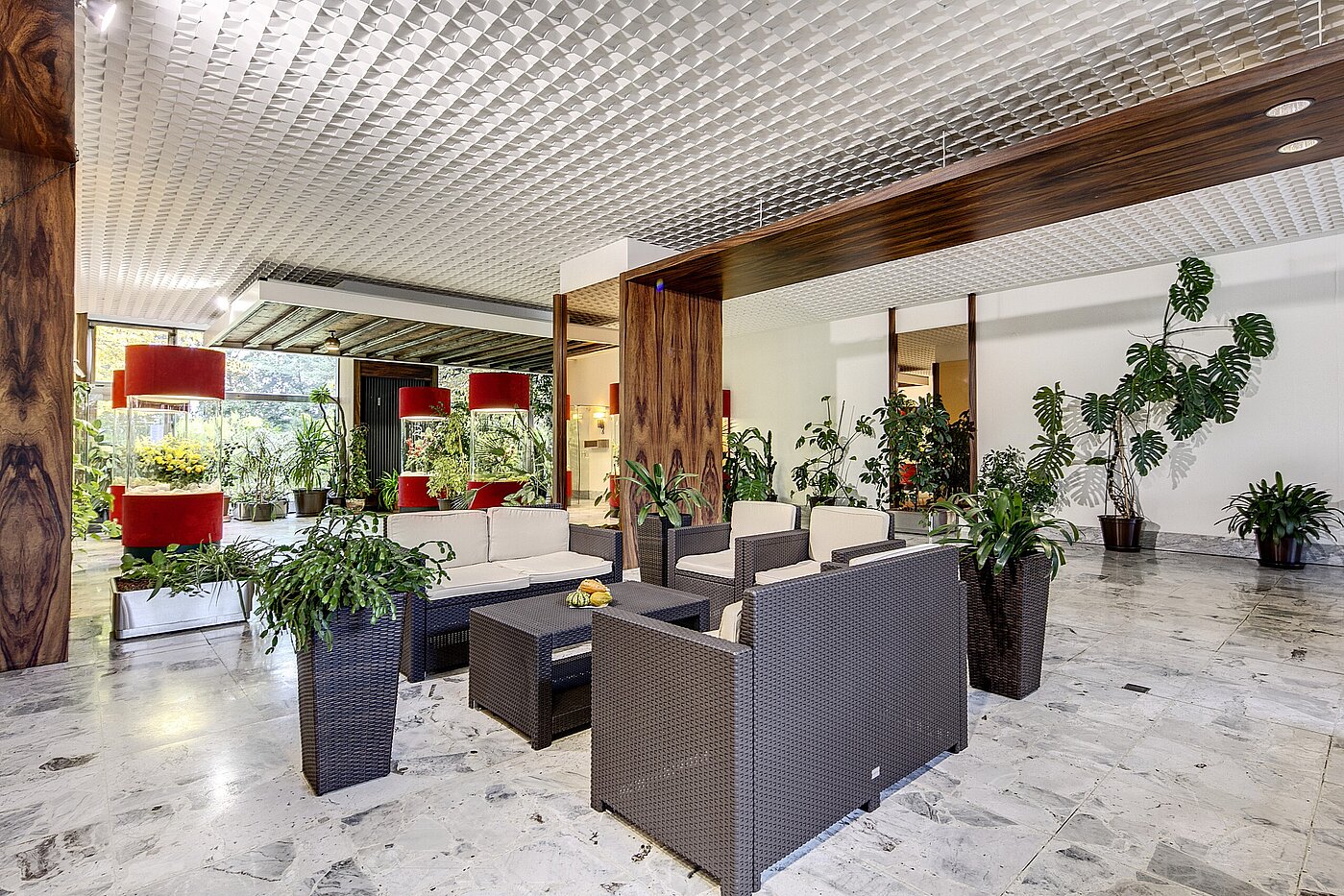 多层公寓 与 1 房间 | München-Solln | 700901 | Gepflegter Eingangsbereich