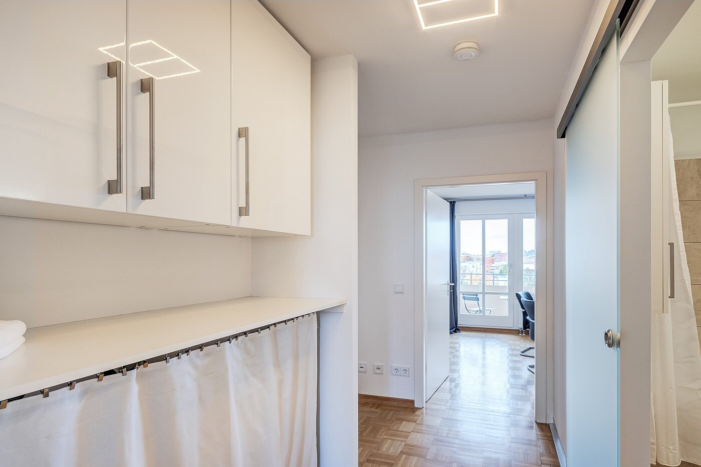 多层公寓 与 3 房间 | München-Schwabing | 70299 | Flur