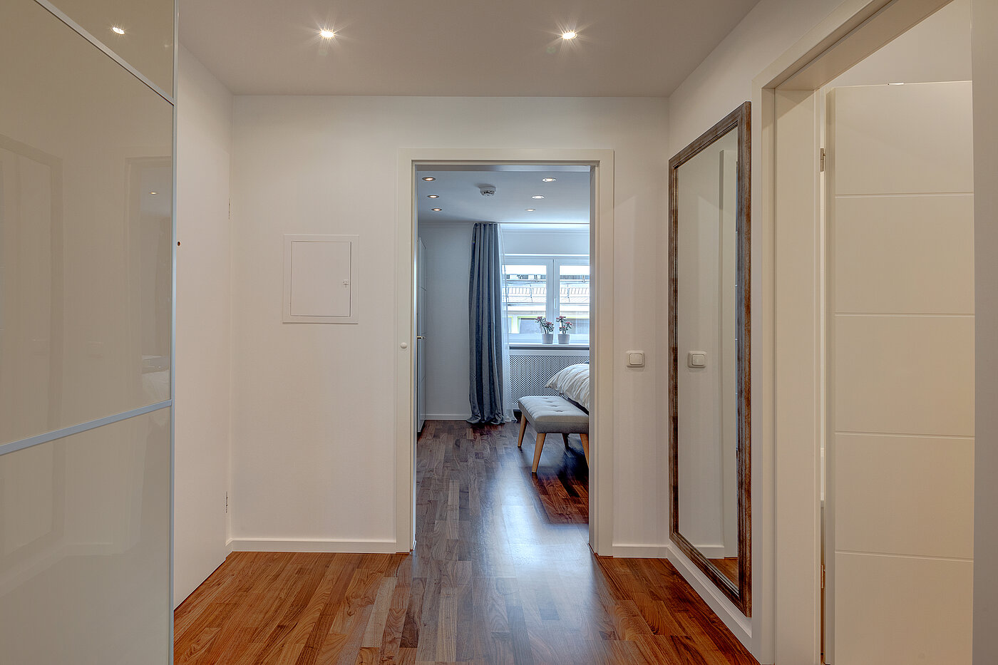 多层公寓 与 2 房间 | München-Schwabing | 70434 | Diele zum...