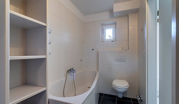 农家小院 与 9 房间 | Hohenschäftlarn | 1805ML4 | Bad EG Haus 2