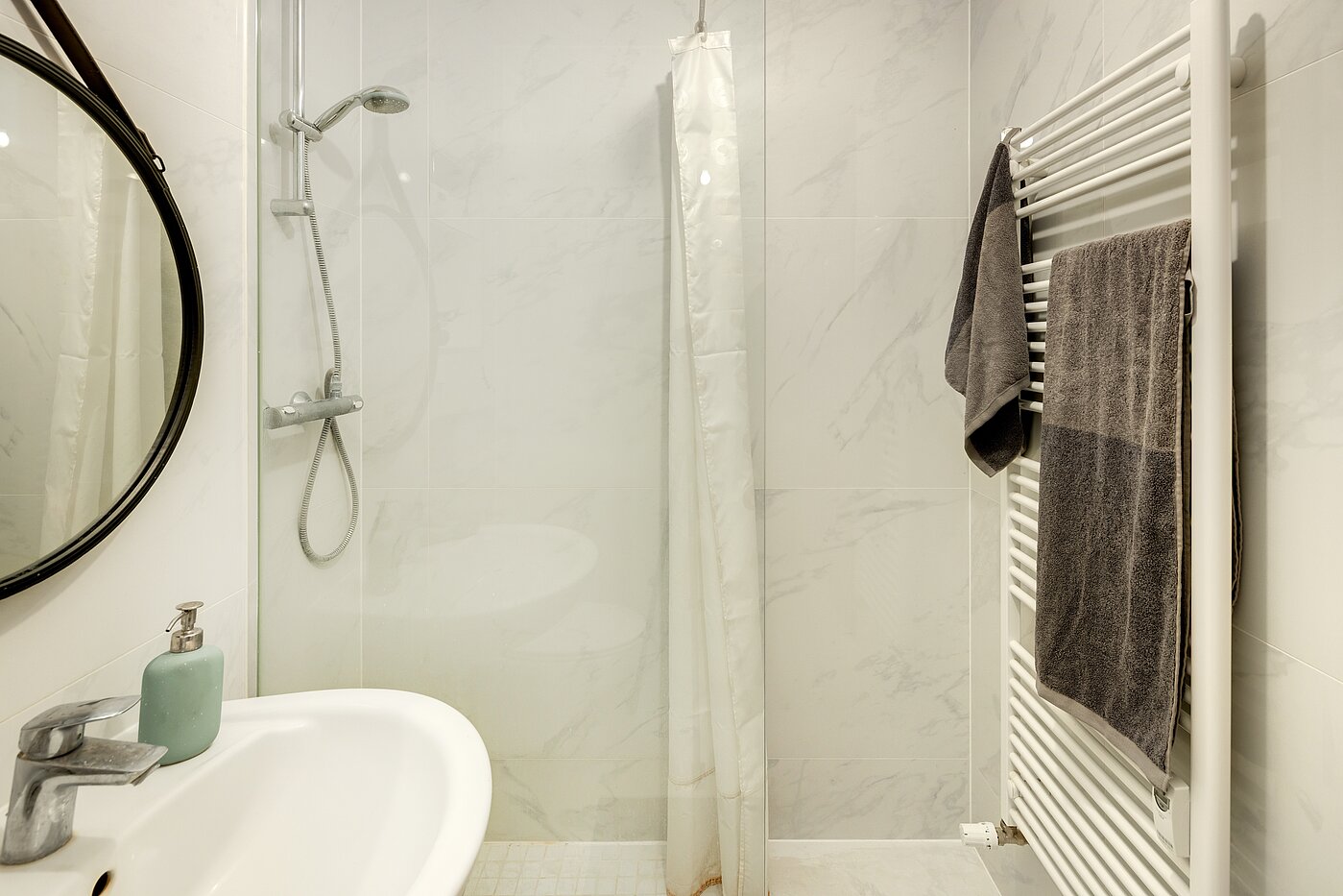 多层公寓 与 3 房间 | München-Schwabing | 703181 | ...Dusche
