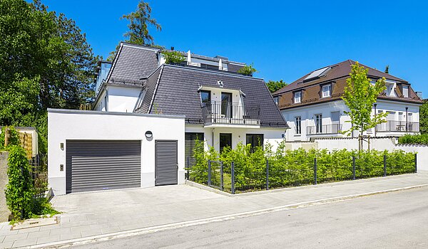 露台公寓 与 2 房间 | München-Harlaching | 70372 | Ruhige Anliegerstraße