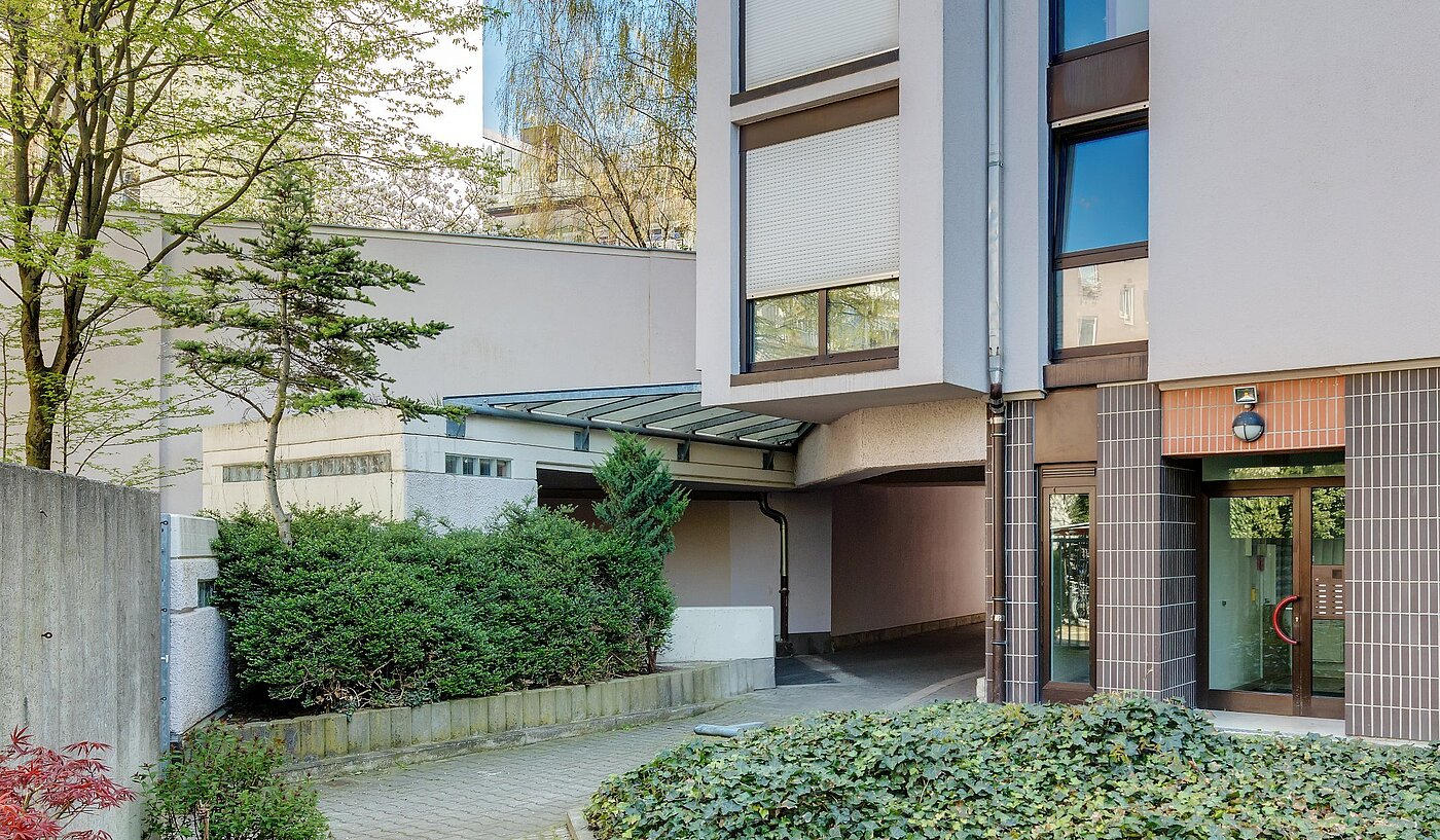 多层公寓 与 2 房间 | München-Isarvorstadt | 1804ML1 | Tiefgarageneinfahrt