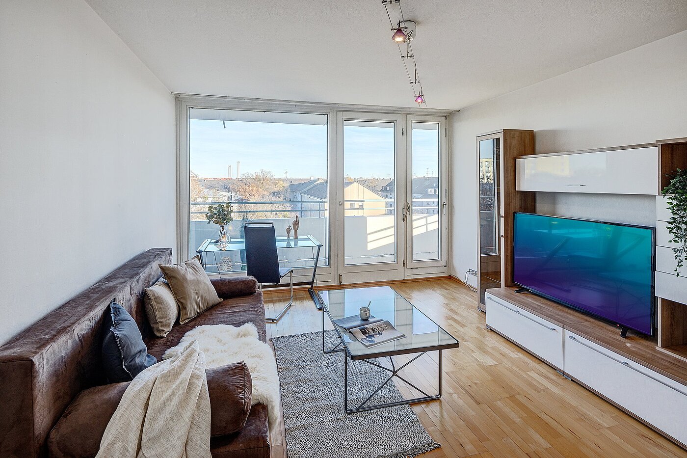 多层公寓 与 2 房间 | München-Sendling-Westpark | 2010ML9 | Helles Wohnzimmer...