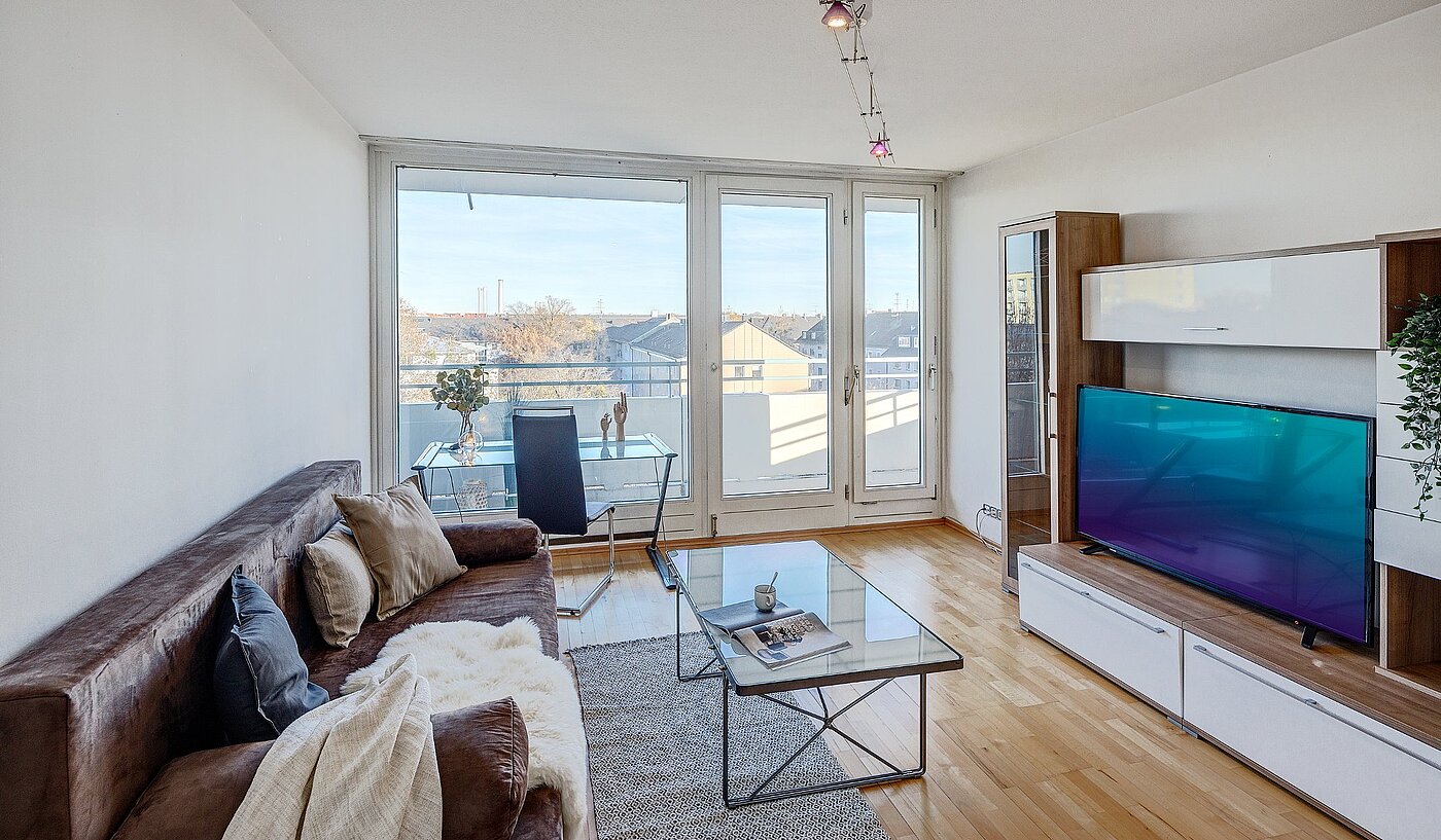 多层公寓 与 2 房间 | München-Sendling-Westpark | 2010ML9 | Helles Wohnzimmer...