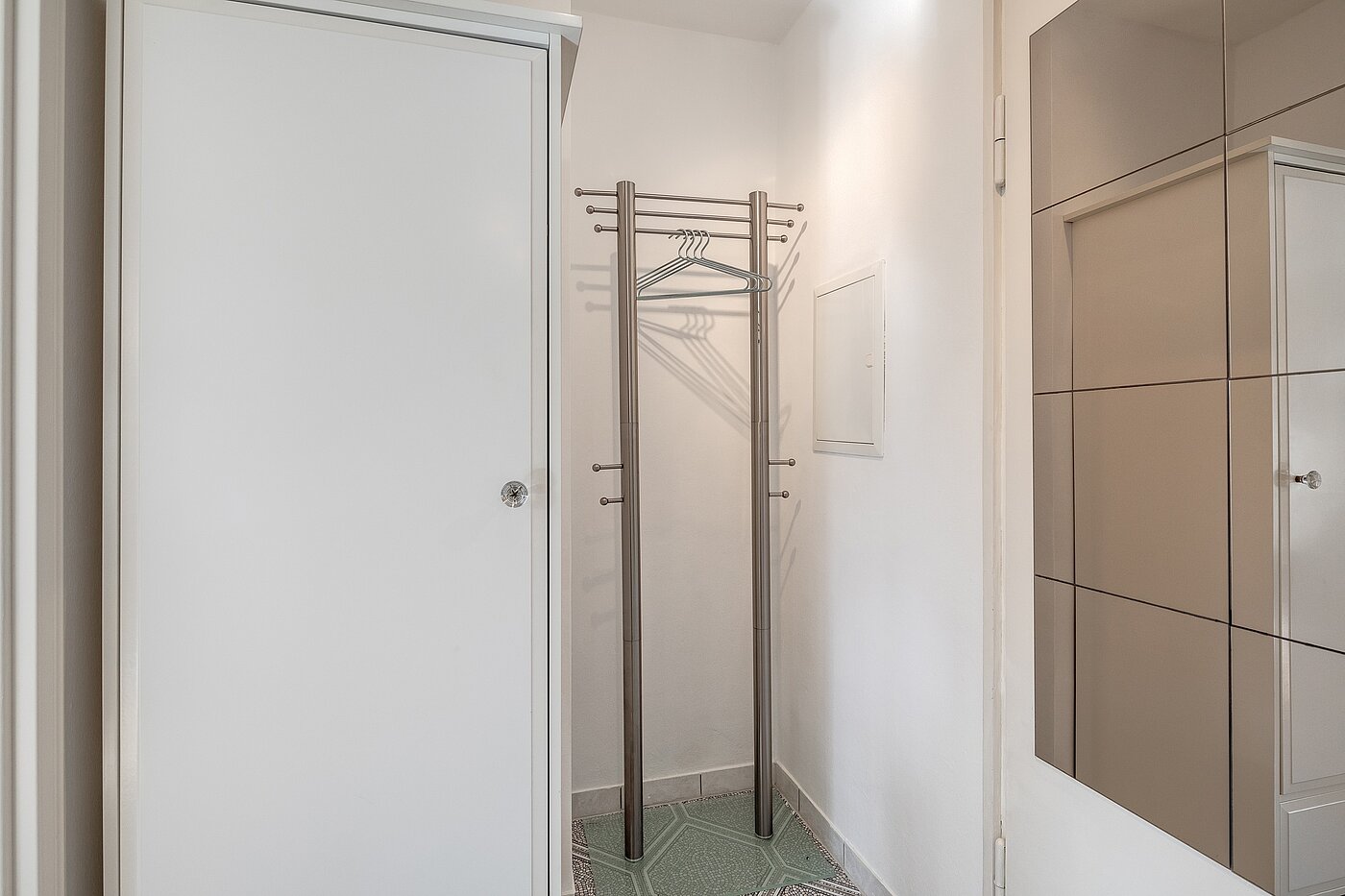 多层公寓 与 1 房间 | München | 70073 | Eingangsbereich