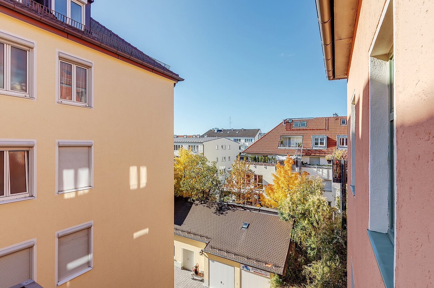 多层公寓 与 2 房间 | München-Neuhausen | 1910ML1 | mit Aussicht