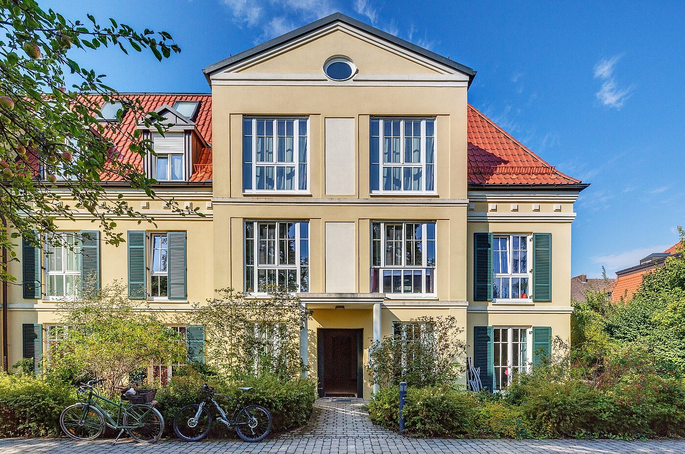 多层公寓 与 3 房间 | München-Solln | 1809ML1