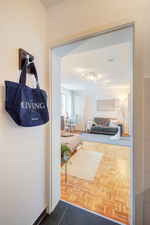 公寓 与 1 房间 | München-Schwabing | 70200 | Blick vom Eingang kommend